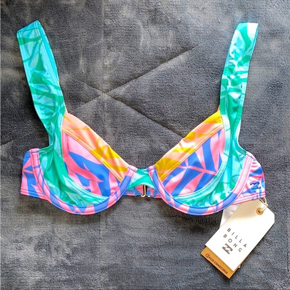 Billabong Other - NWT Billabong Bikini Top